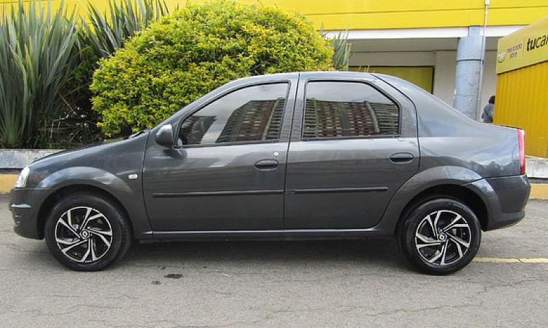 Renault Logan 1.4 Fa...