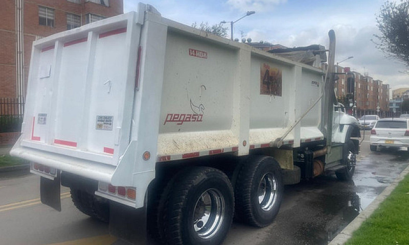 International 7600 S...