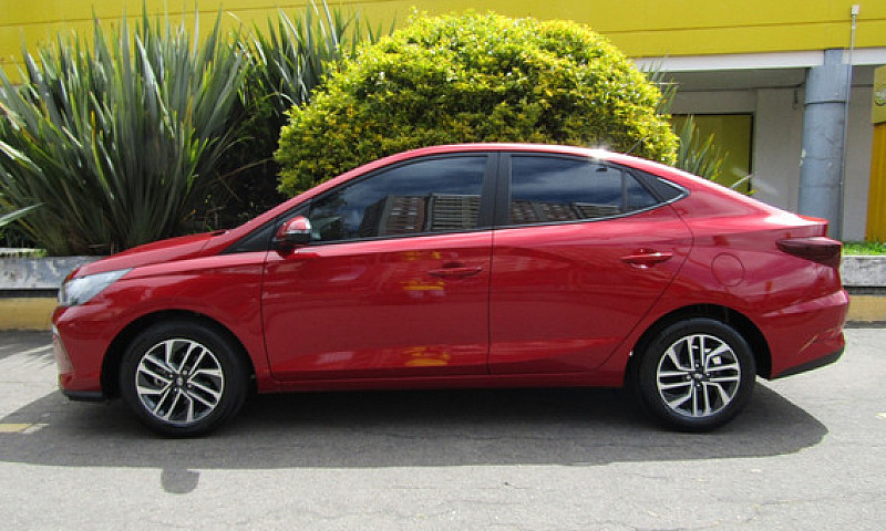 Hyundai Accent 1.6 H...