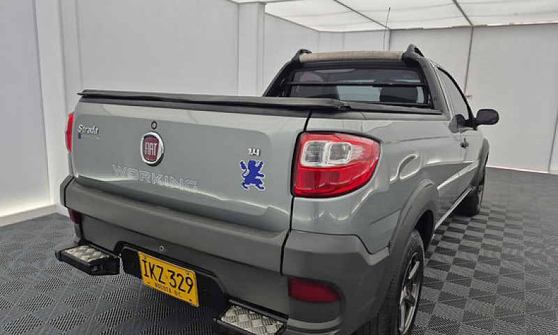 Fiat Strada 1.4 Work...