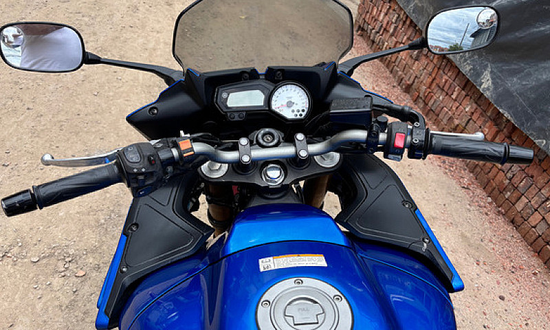 Fazer Fz8...