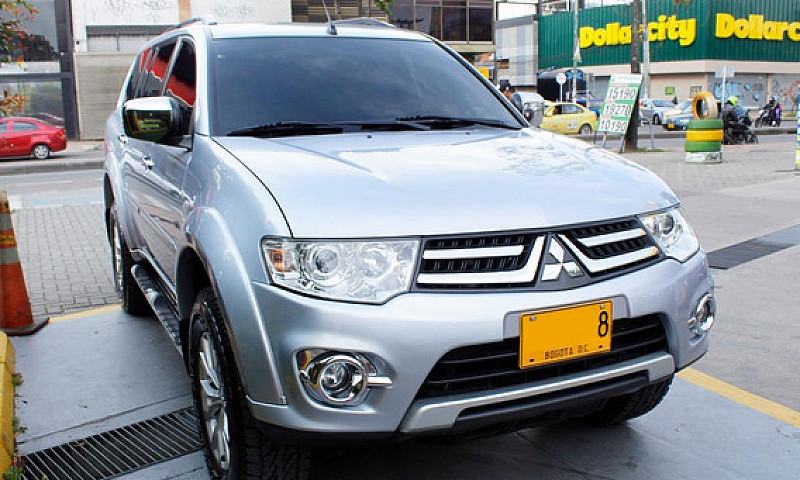 Mitsubishi Nativa 3....