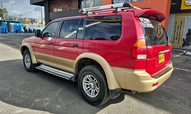 Mitsubishi Nativa 3....