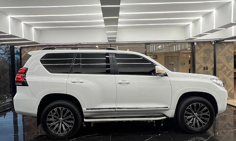 Toyota Prado 3.0 Tx-...