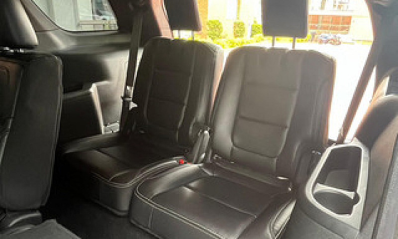 Ford Explorer 2.3 Li...