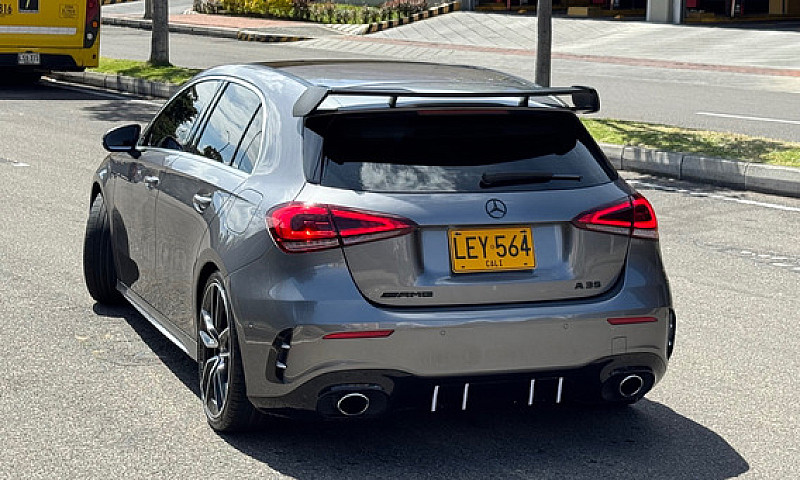 Mercedes-Benz Amg 2....
