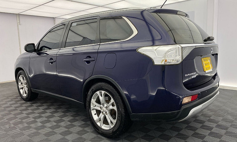 Mitsubishi Outlander...