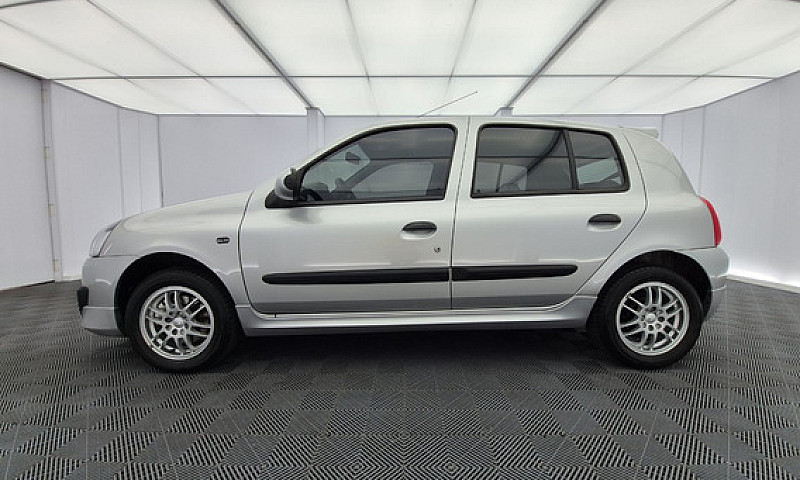 Renault Clio Style 1...
