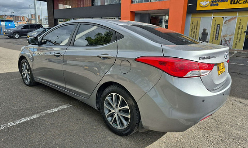 Hyundai Elantra 1.8 ...