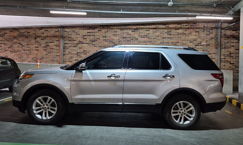 Ford Explorer 3.5 Li...
