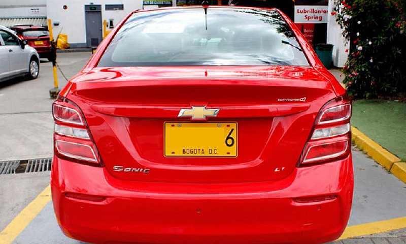 Chevrolet Sonic 1.6 ...