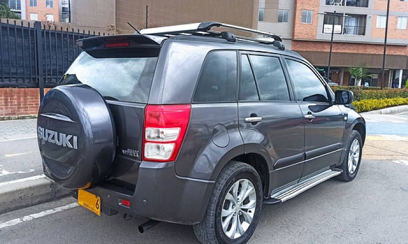 Suzuki Grand Vitara ...
