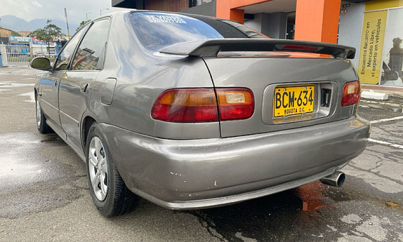 Honda Civic Mt 1.3 1...