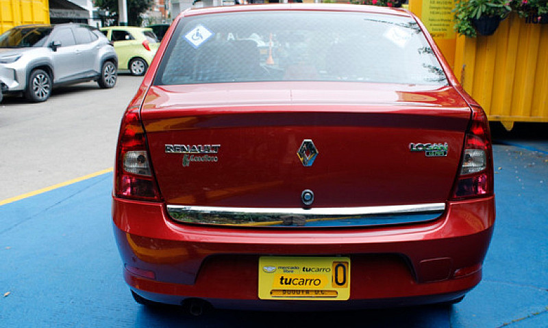Renault Logan...