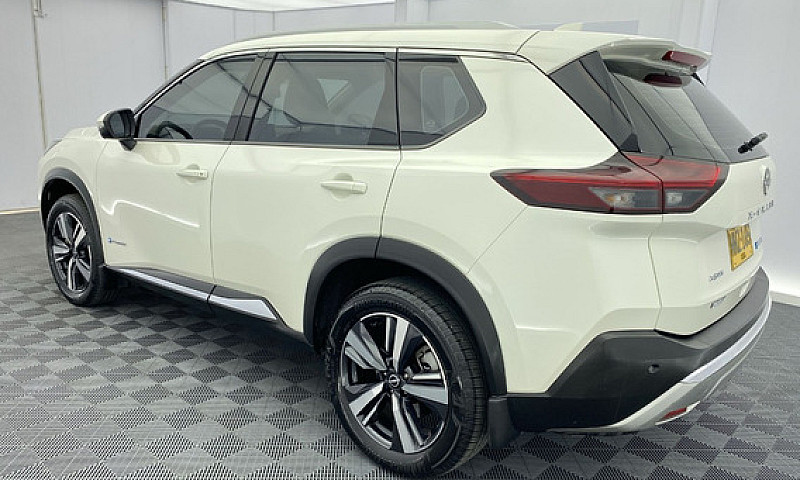 Nissan X-Trail T33 E...