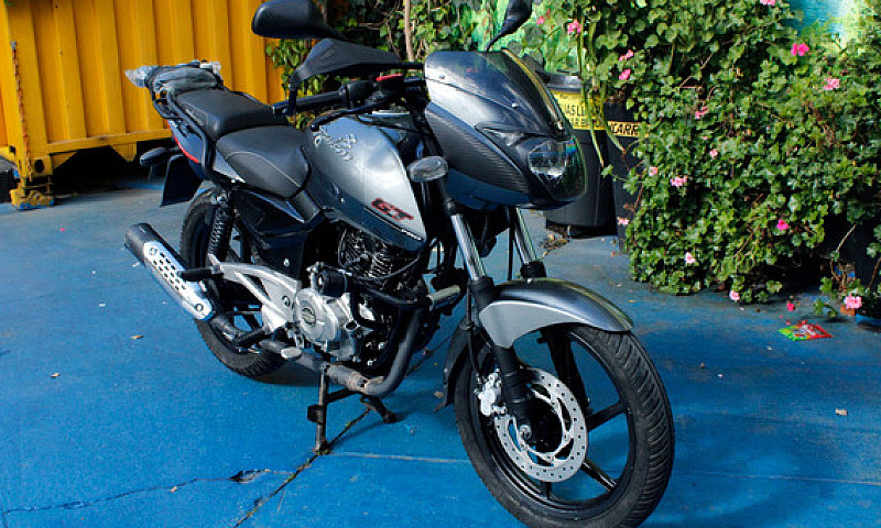 Bajaj Pulsar 180 Ug ...