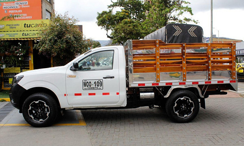 Nissan Frontier D22 ...