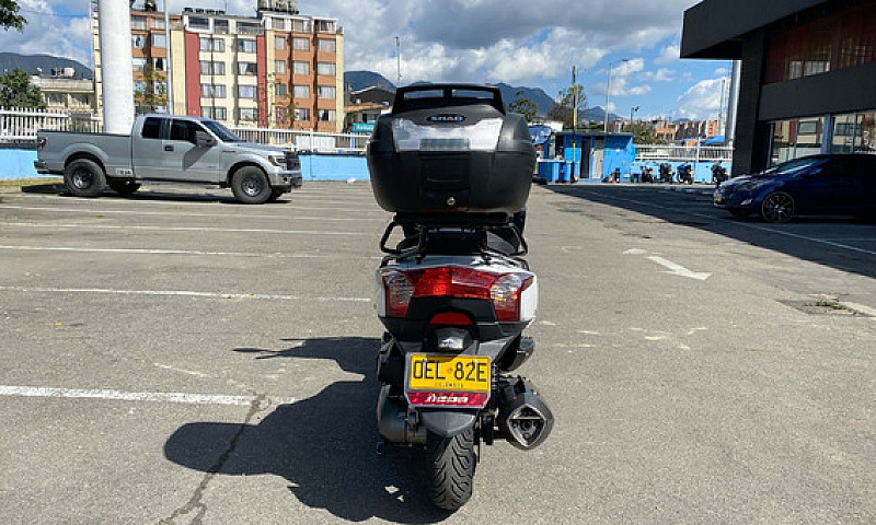 Kymco Downtown 300I...