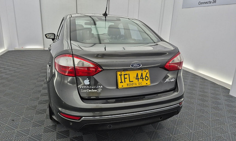 Ford Fiesta 1.6 Tita...