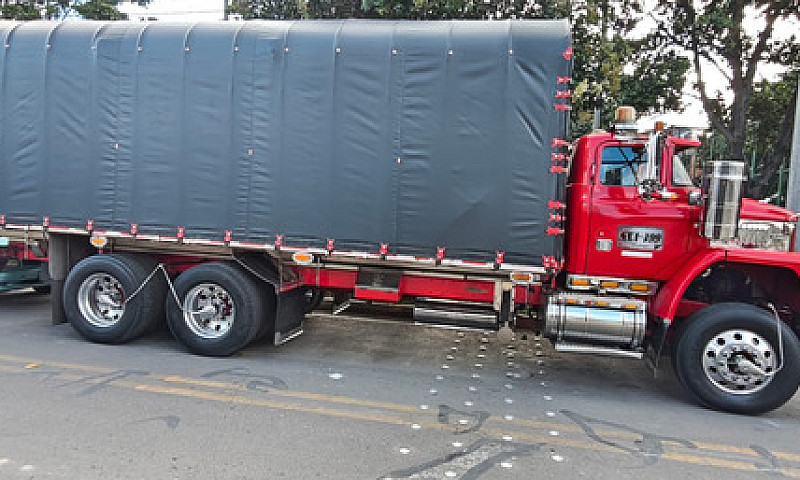 Camion Dodge Cnt 900...