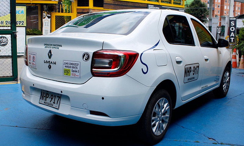 Renault Logan 1.6 Li...