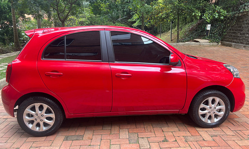 Nissan March 1.6 Adv...
