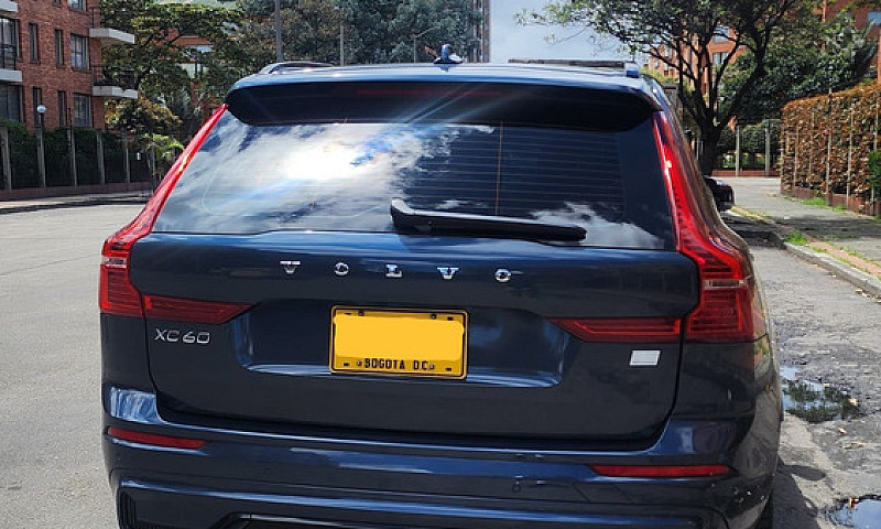 Volvo Xc60 2.0 T8 Pl...