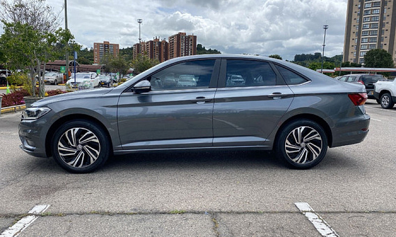 Volkswagen Jetta 1.4...