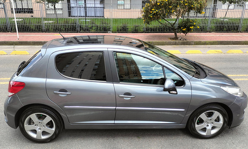 Peugeot 207 1.6 Prem...
