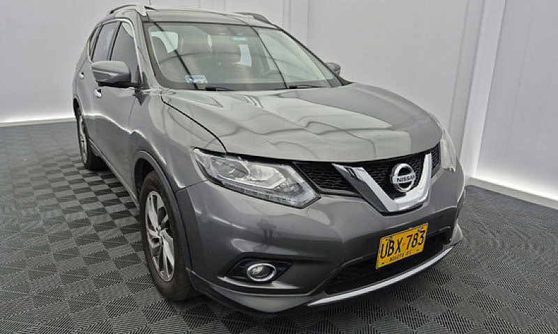 Nissan X-Trail 2.5 E...