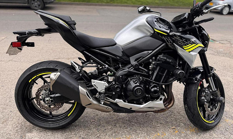 Kawasaki Z900 2023...