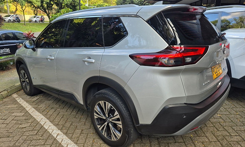 Nissan X-Trail 1.5 E...