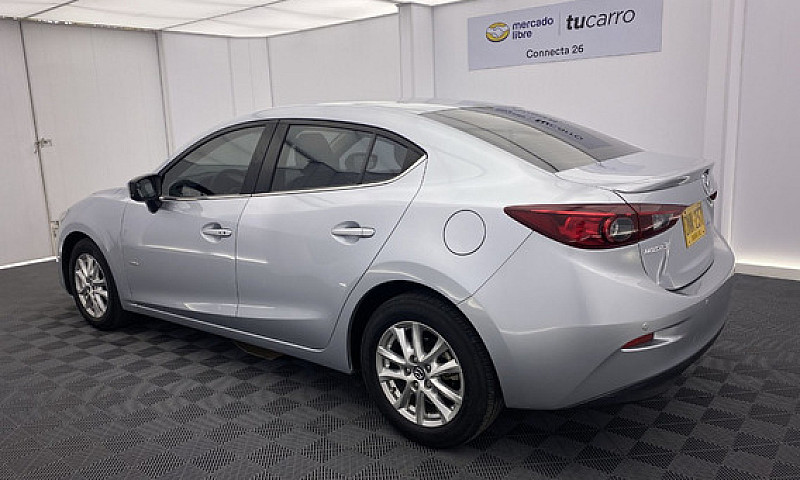 Mazda 3 2.0 Touring ...