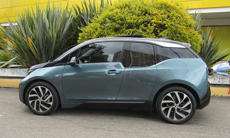 Bmw I3 Atelier...