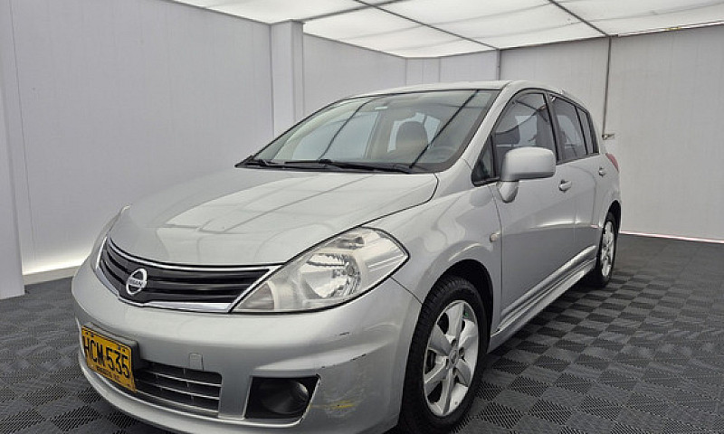 Nissan Tiida Hb 1.8 ...