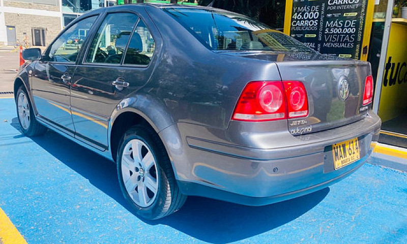 Volkswagen Jetta V 2...