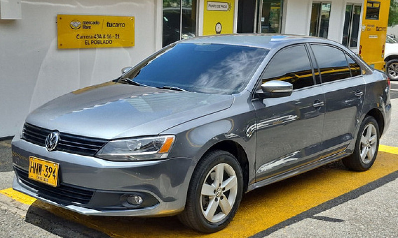 Volkswagen Jetta 2.5...