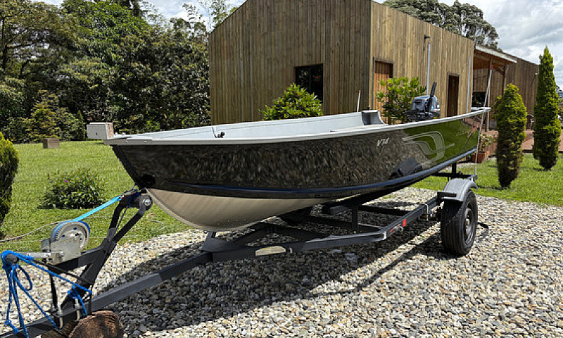 Bote Alumacraft V14 ...