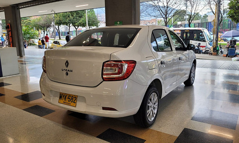Renault Logan Life 2...