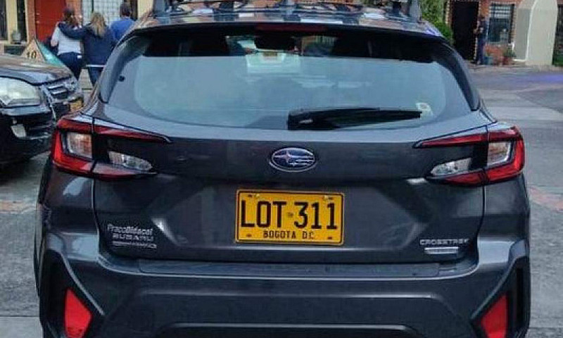 Subaru Cross Trek Li...