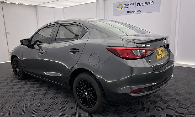 Mazda 2 1.5 At 2024...