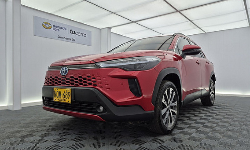 Toyota Corolla Cross...