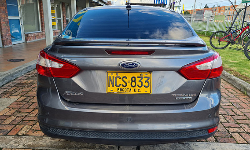 Ford Focus Titanium ...