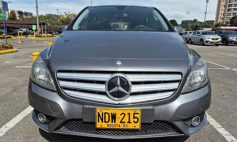 Mercedes-Benz Clase ...