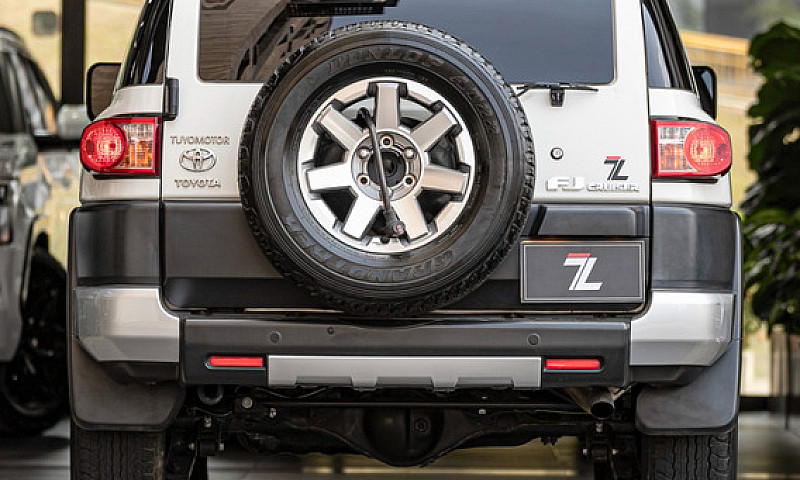 Toyota Fj Cruiser 4....