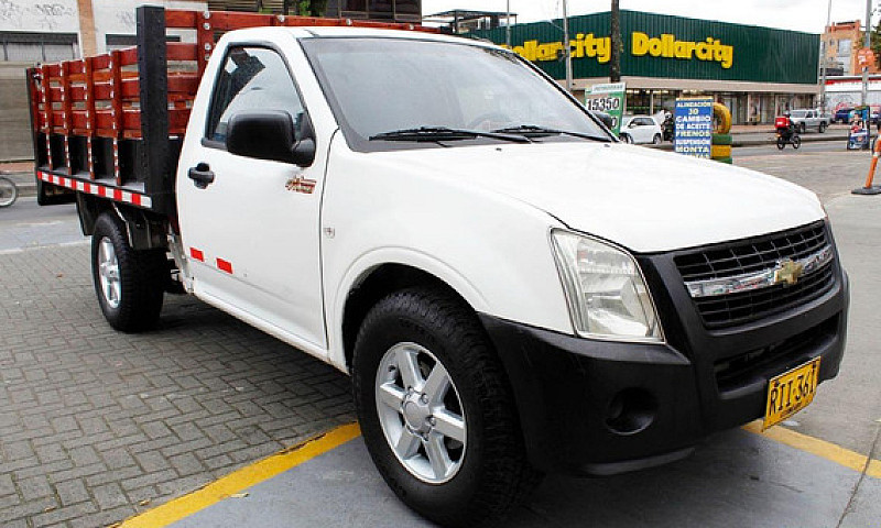 Chevrolet D-Max Esta...