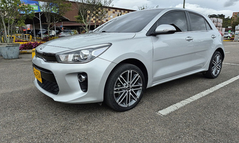Kia Rio 1.4 Zenith H...