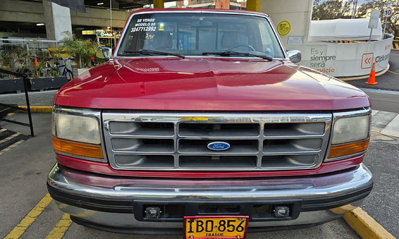 Ford F-150 4.9 Xlt...