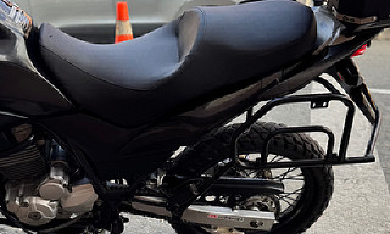 Honda Xre 300  Excel...