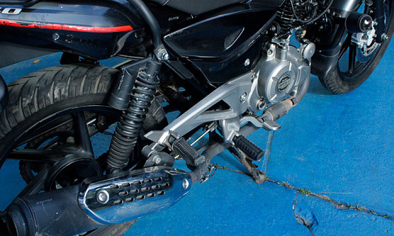 Bajaj Pulsar 180 Ug ...